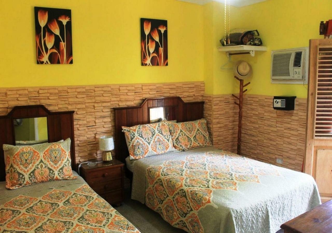 Hostal Yolanda Habana Vieja Хавана Екстериор снимка